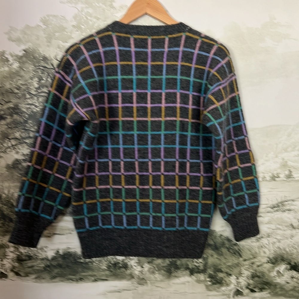 Multicolor Grid Pattern Sweater - Picture 3 of 3